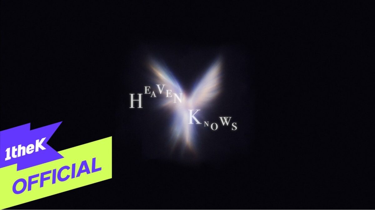 Logo do clipe "Heaven Knows" com letras estilizadas e um efeito de luz em fundo escuro.